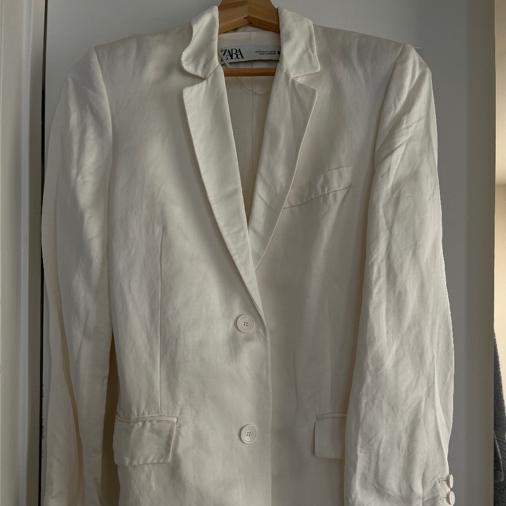 Zara Satin blazer